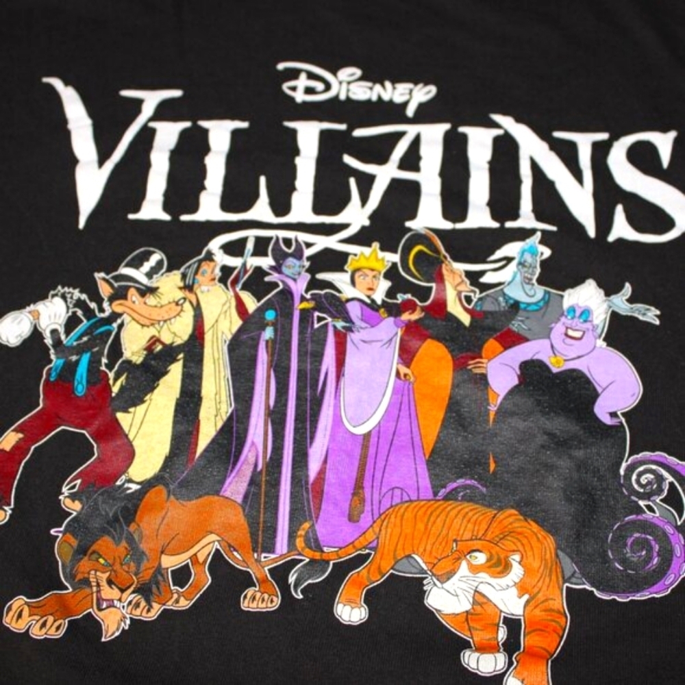 Disney Villains Graphic Tee - Retro Cartoon Style - Y2K Villaincore Aesthetic -